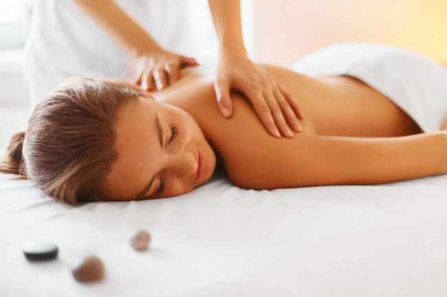 Escale massage à Lourdes (Hautes-Pyrénées, proche Tarbes, Bagnères-de-Bigorre) - Massages de bien-être et récupération sportive